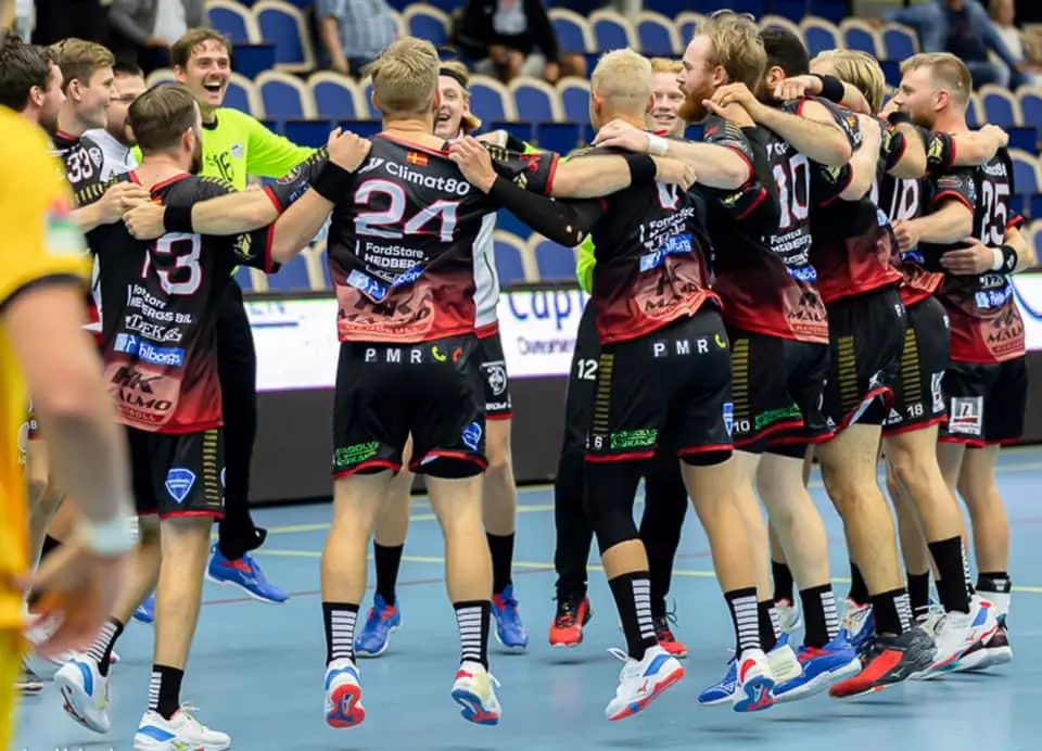 Segerdans och vidare avancemang