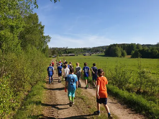 Mingelbingo och samarbetsövningar från SISU toppat med en tur till utsiktstornet