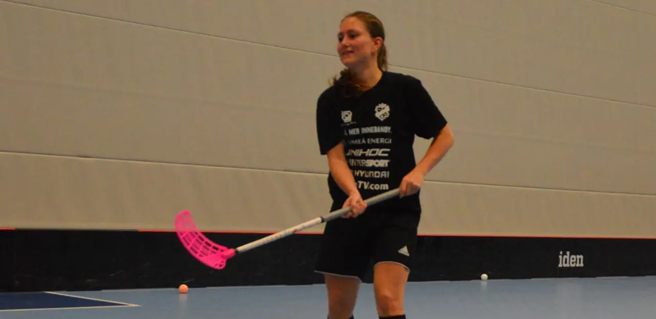Clara Johansson in action