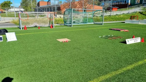 Gustavsbergs bandy visar vad bandy är....