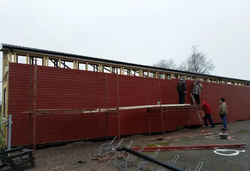 Våra syns våra flitiga veteraner i arbete med Material bodarna och medlems registret. 