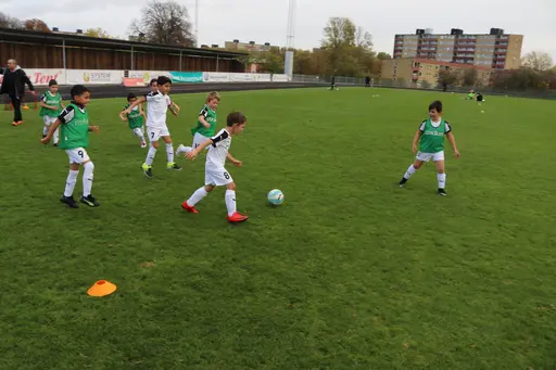 Maskotar  FC Rosengård - Prespa Birlik