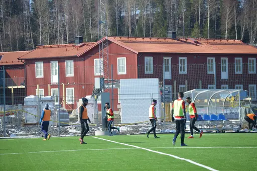 Två pass på Fredagen med lunch och relax på eftermiddagen på Håbo FFs mini läger 2018!