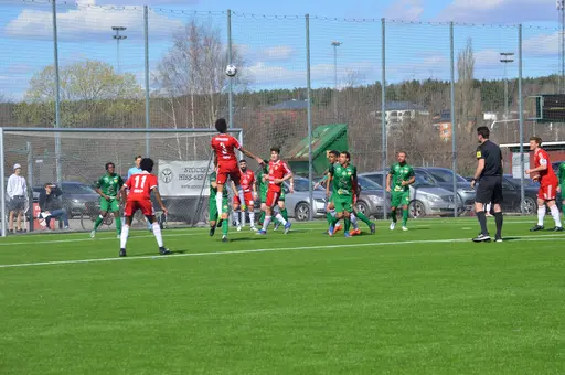 Härlig vinst med 6-3. Tre mål av Roni.