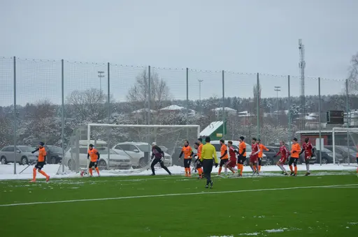 Förlust mot Kraftleden med 3-7. Och 2-4 mot Bålsta Sanering!