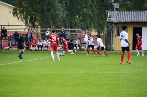 Dom första bilderna är från säsongs upptackten för 2019.