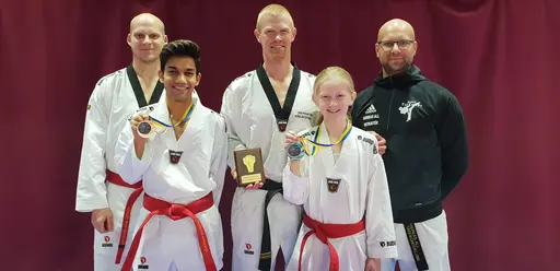 Guld, Silver och ett brons blev skörden för klubben i år! Bästa hejarklacken.