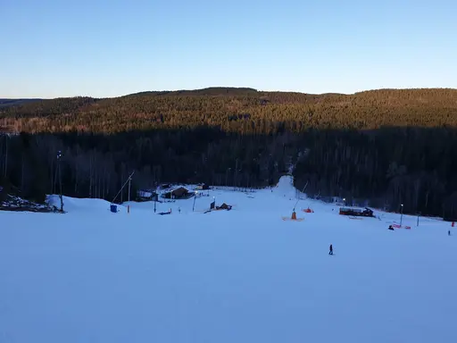 Backen var i grymt fint skick igår kväll när U10 hade off-ice