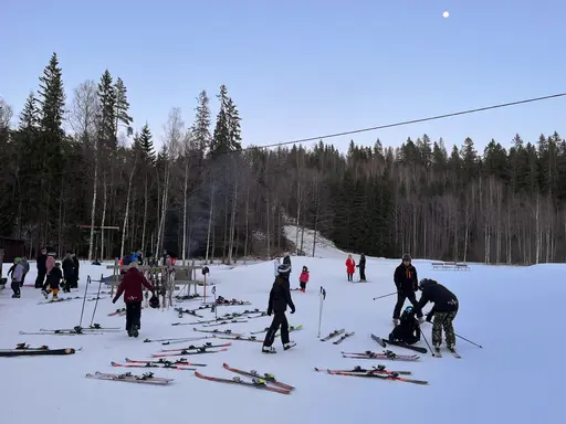 Backen var i grymt fint skick igår kväll när U10 hade off-ice