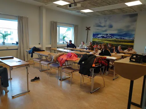Avslutningsmöte 25 april, Folkets hus.