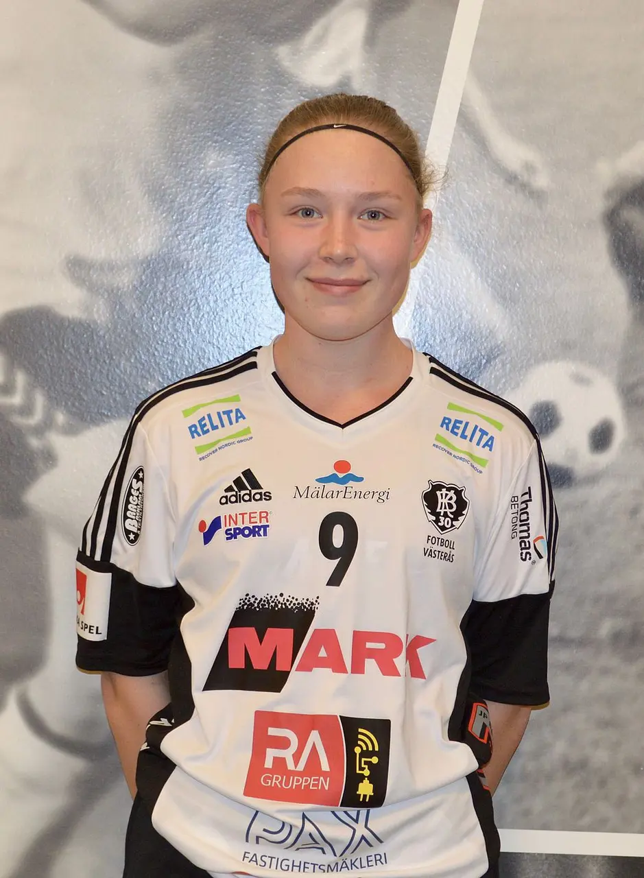 Sara Eriksson har skrivit ett kontrakt på 1+1 år med BK30