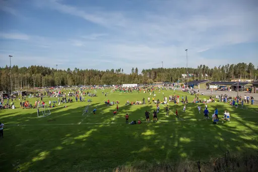 Soliga och glada miner på årets upplaga av Karbo Cup.  Foto: Krister Dahlstrand / RogerT