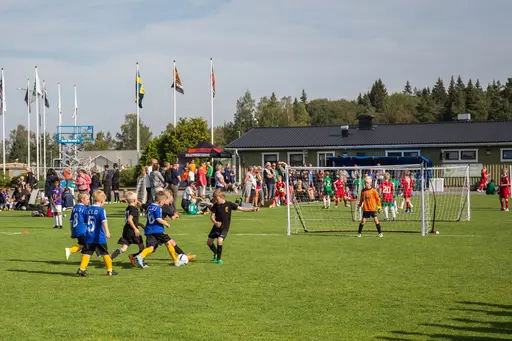 Soliga och glada miner på årets upplaga av Karbo Cup.  Foto: Krister Dahlstrand / RogerT