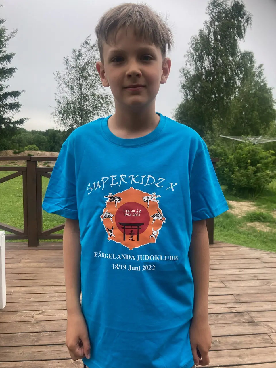 Alfred blev den första att bära årets SuperkidZ-tröja