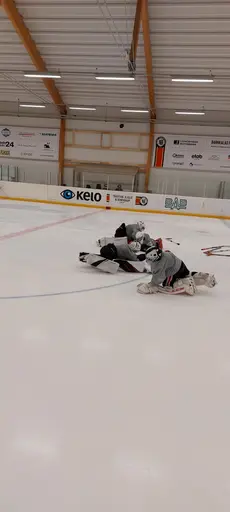 Målisar från ÅIK U8 upp till J18 på is