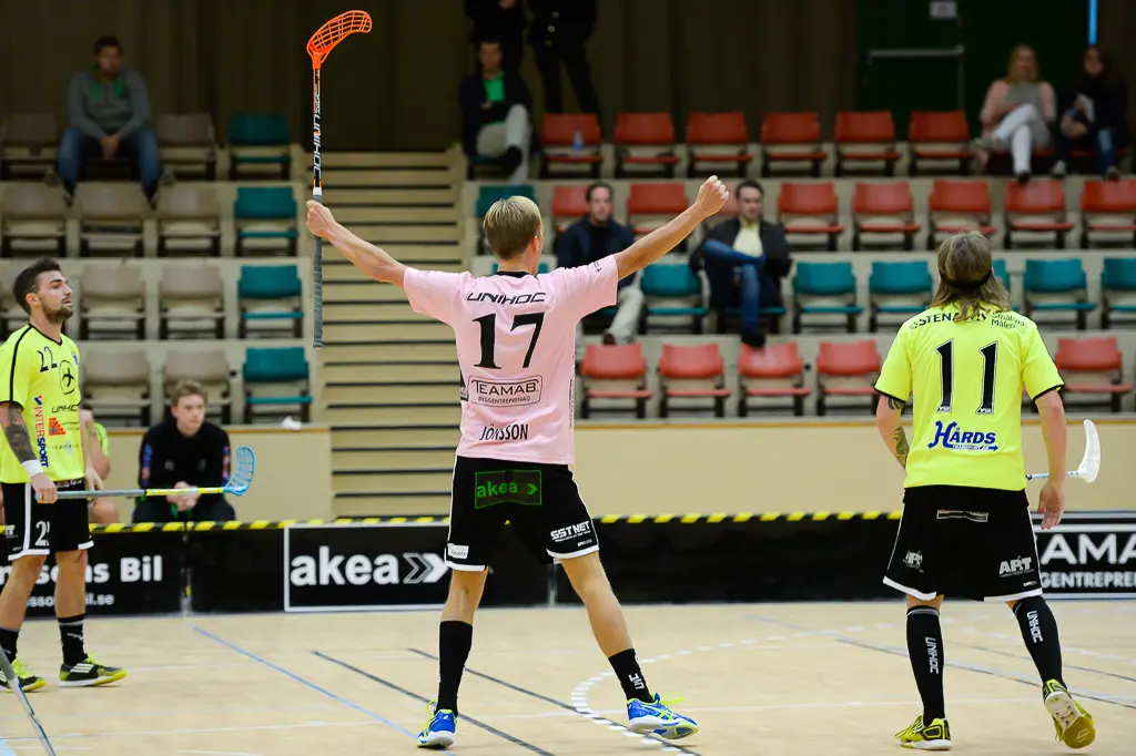 Simon Jönsson gjorde två mål i sista perioden. Foto: Ulf Bjarke