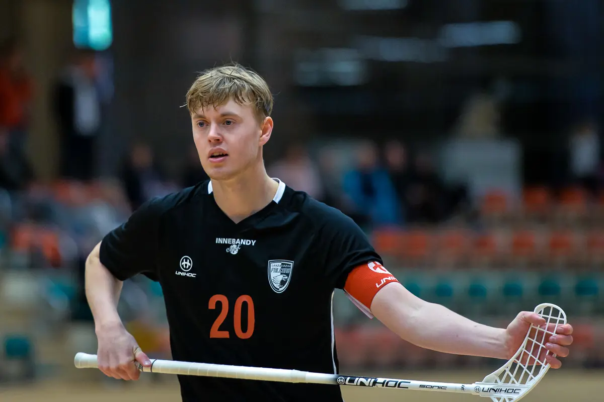 "Kom ut till IH och bär fram laget till serieseger!" Foto: Ulf Bjarke