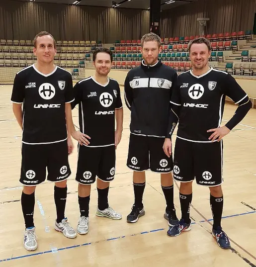 Nöjda tränare med förstärkningar till herrtruppen!