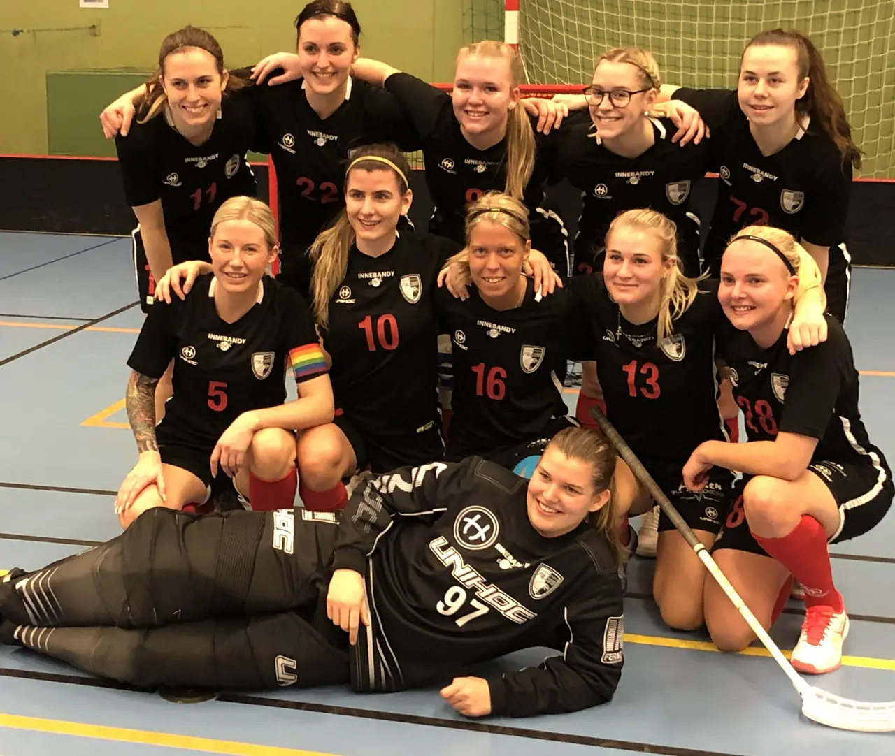 Damerna var på målhumör.
