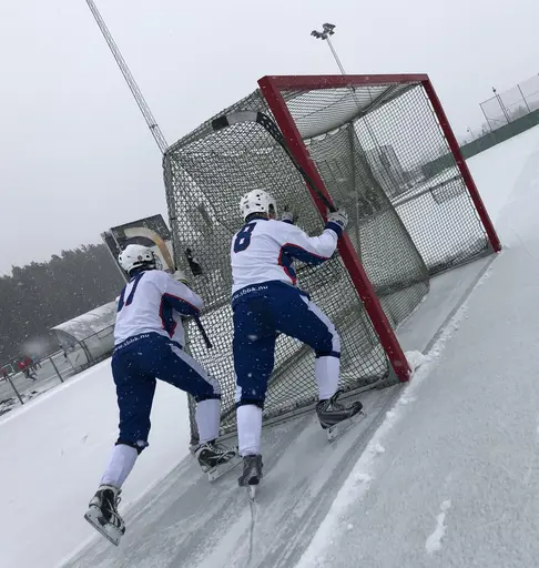 Keijo och Almén avtackades. Victor och Leffe var målinriktade på sitt egna lite speciella sätt ;)