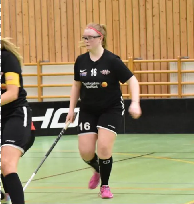 Maja i en trygg position.