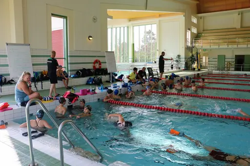 Träningsläger på Godby, Åland tillsammans med Bollnäs och Söderhamns simsällskap. 13-17/8-2018. Deltagare från HSS: Sebastian, Gustav, Alva, Linus, Linn, Lovisa, Karin och Oskar