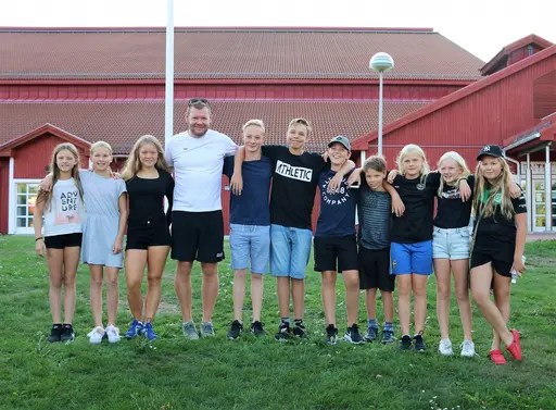 Träningsläger på Godby, Åland tillsammans med Bollnäs och Söderhamns simsällskap. 13-17/8-2018. Deltagare från HSS: Sebastian, Gustav, Alva, Linus, Linn, Lovisa, Karin och Oskar