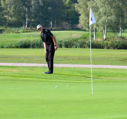 Foton; Patrick Lindahl