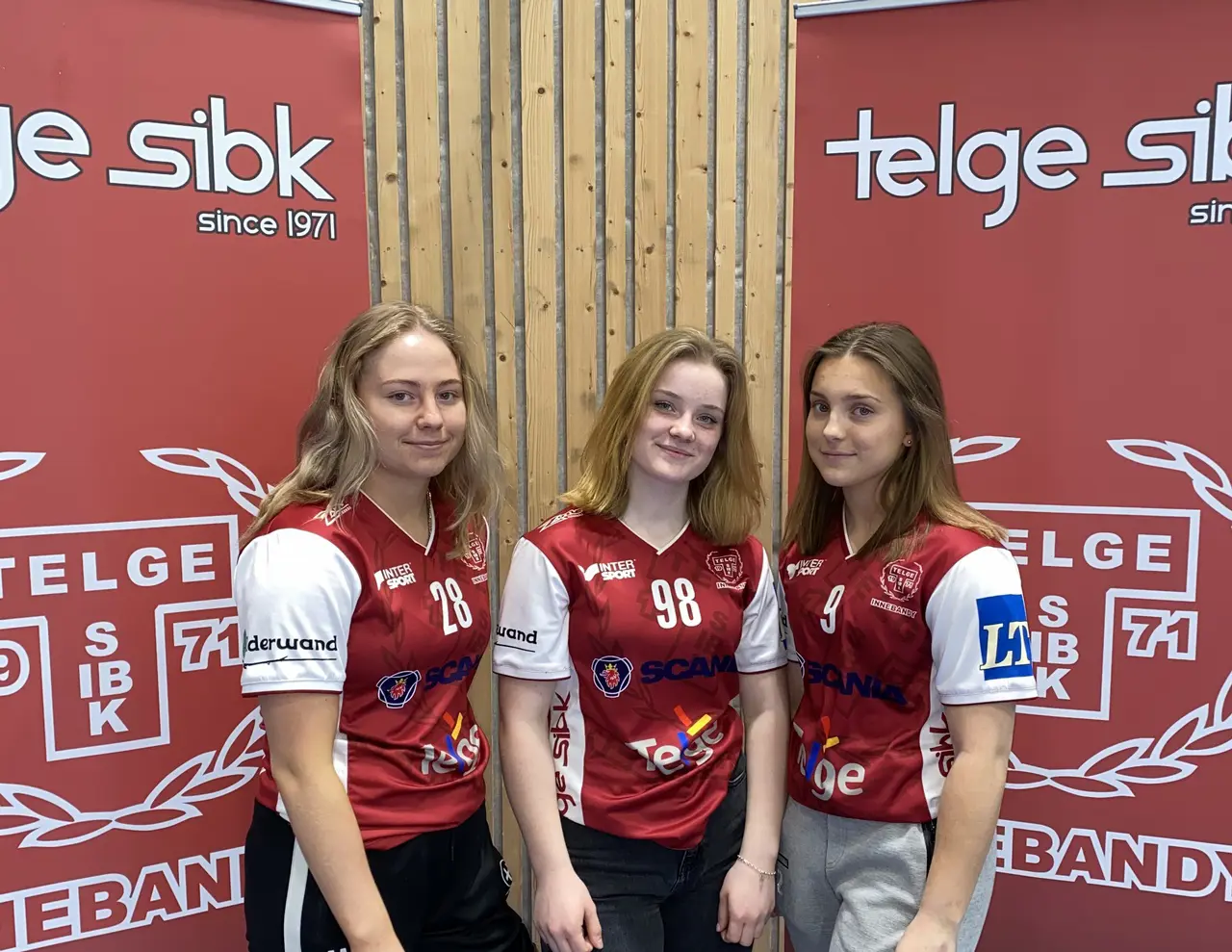 Från vänster: Wera Nygren, Ella Nilsson och Alice Lott.