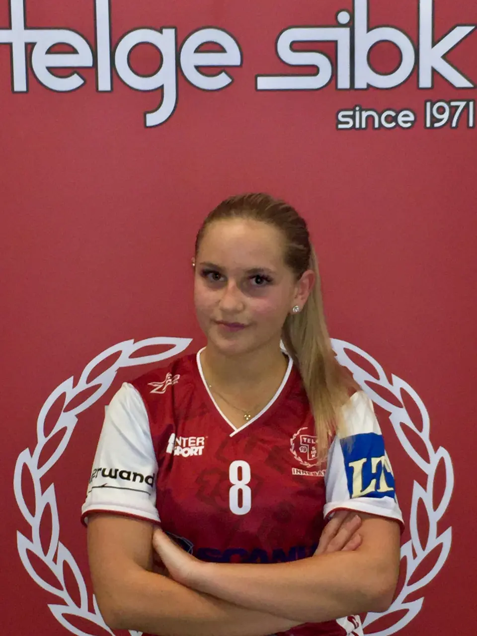 #8 Elin