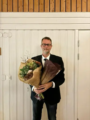 Tränarna och ledarna tackas av. Kajsa och Nadde utses till säsongens spelare. Nikolina med hajhatten utsågs till årets stjärnskott. Extra tack till Robban som slutar nu efter säsongen.