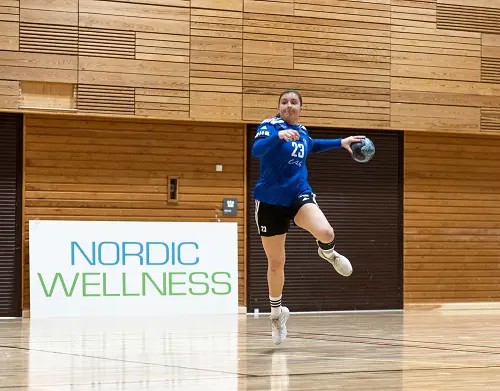 Malin Andersson Lindberg fick pris som matchens lirare. Foto: Anders Johnson.