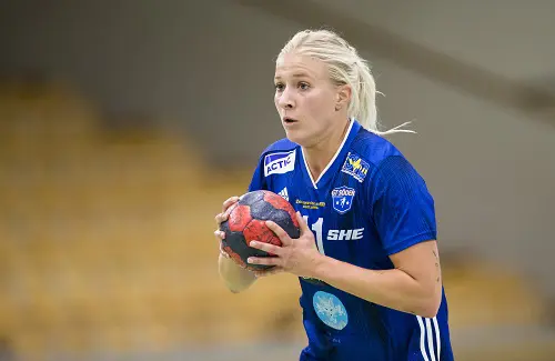 Yasmin Domonji gjorde åtta mål i matchen mot Sävehof. Foto: Andreas Sandström / Bildbyrån.