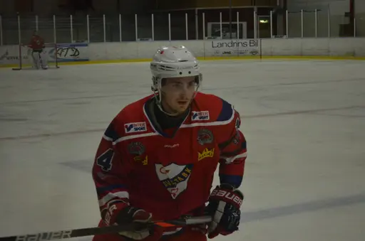 Backen Gustav Åman fick målskyttet att lossna mot seriejumbon. FOTO: Olof Lindgren.