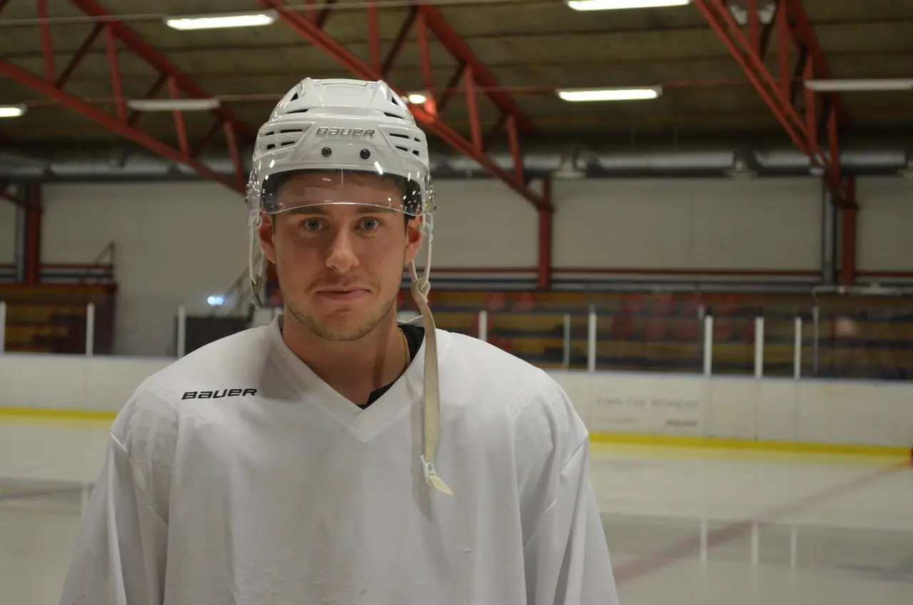 Filip Carlsson är försiktigt optimistisk inför matchen mot Hallstahammar. Foto: Per Lindgren.