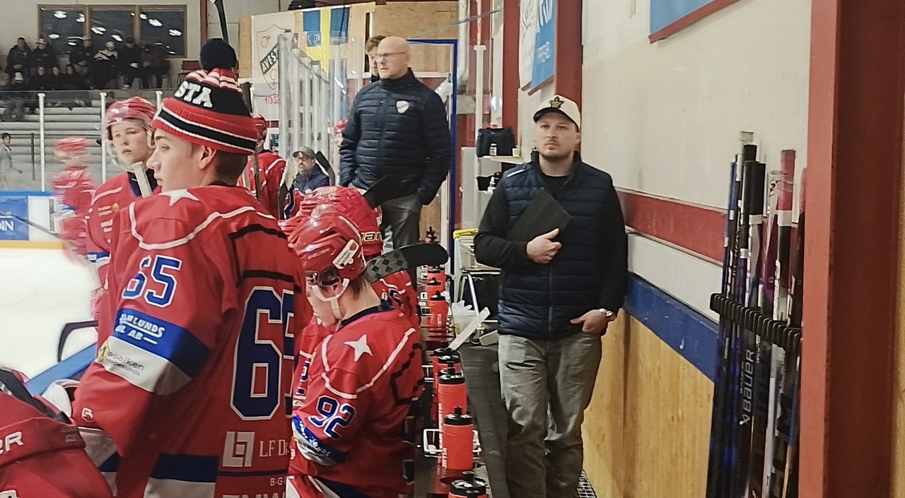 Adam Sandberg förväntar sig en jämn match mot IFK Hallsberg. Foto: Per Lindgren