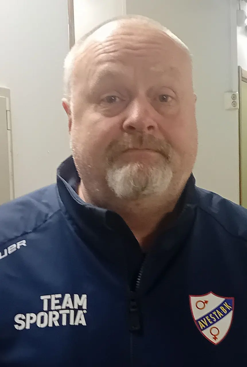 Conny Elfsberg är assisterande tränare i Avesta BK. Foto: Per Lindgren