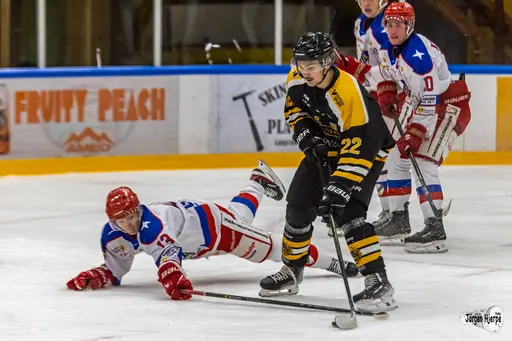 Bildsvep från säsongens tredje bruksderby mellan Fagersta AIK-Avesta BK 4-2 (4-1, 0-1, 0-0). Foto: Jörgen Hjerpe