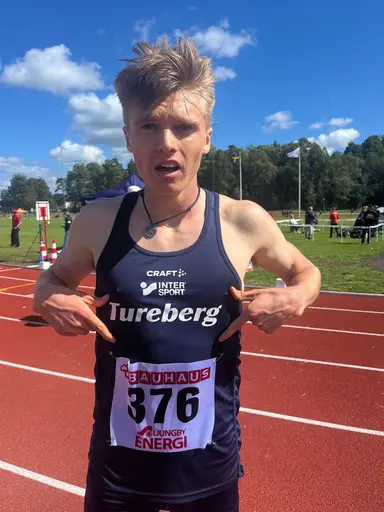 Södagens USM-segrare: Beate Pott, Noa Steiner, Jakob Lennermark och Simon Lindström (bild från UEM). Foton: Anna Pott och Deca
