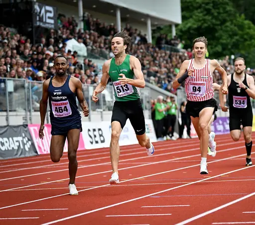 Bilder från SM-finalen på 800m (Foto: Deca Text & Bild)