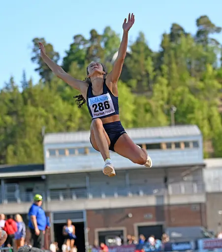 Uppifrån-vänster: Elise Wiklund, Jonathan Edberg, Lina Ånstad, Jesper Ahlin, Norah Lind, Ayla Hallberg Hossein. Foton: Deca