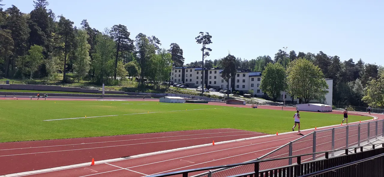Rödstu Hage IP Tumba