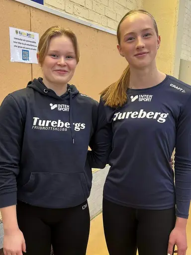 Beate, Elin och Emmie - tre av våra medaljörer
