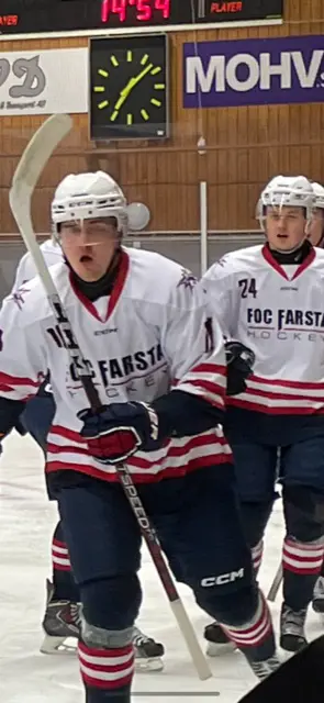 Lucas Wilhelmsson 2-målsskytt mot Mälarö HC
