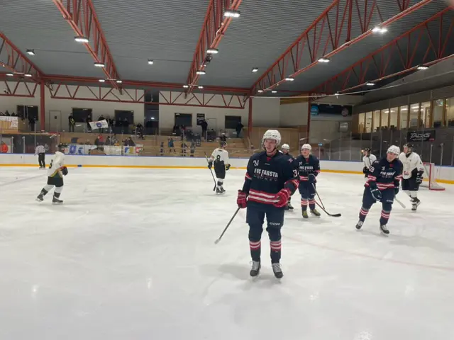 Kim Miller blev 2-måls skytt vid förra hemmamötet mot BOO som slutade 7-1 till FoC Farsta. Här efter 4-1 målet