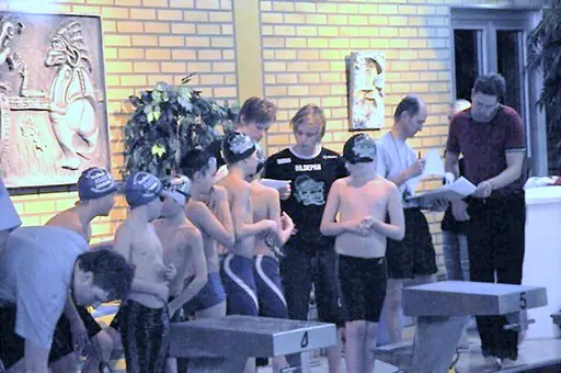 Simstadion och tävling i Laholm