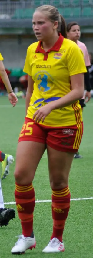 En av mål skyttarna, Elin Engström.