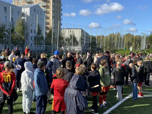 En solig men blåsig föreningsavslutning på Tyresövallen!