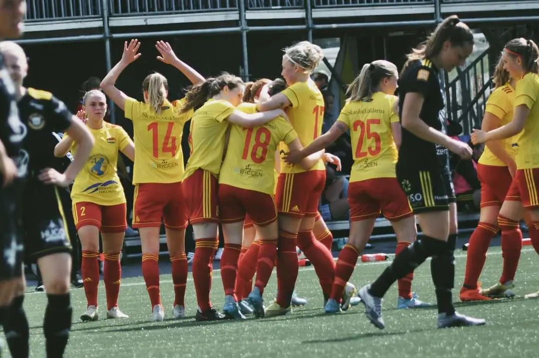 Målfirande mot Smedby. Foto:@kbrome