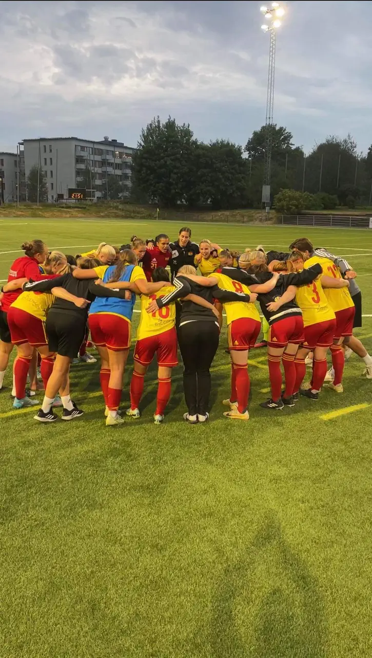 Segerhurrande spelare och ledare!